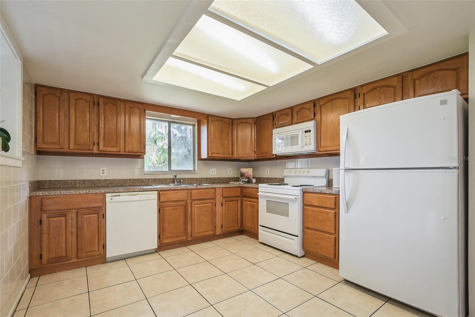Image 6 of 27 For 309 Redwing Way