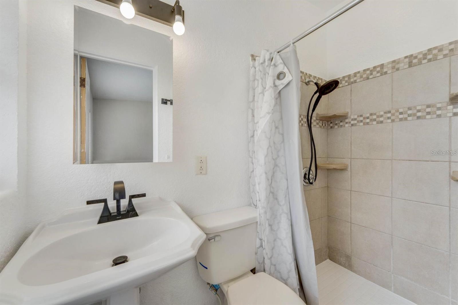 Image 17 of 22 For 4709 Rockledge Road