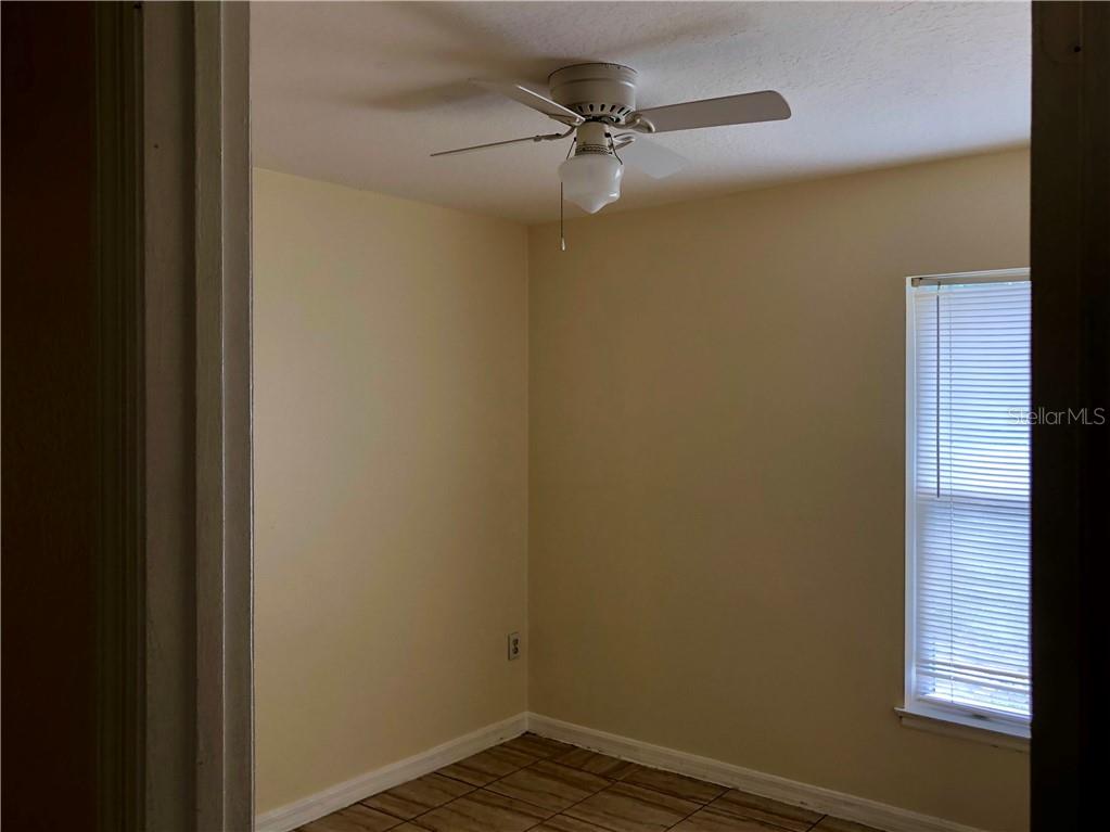 Image 7 of 12 For 7698 Pine Fork Drive