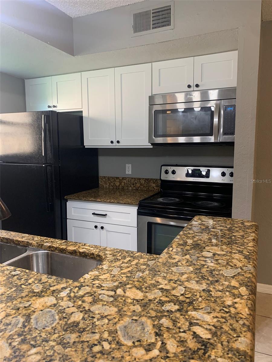 Image 2 of 9 For 5152 Conroy Road 18