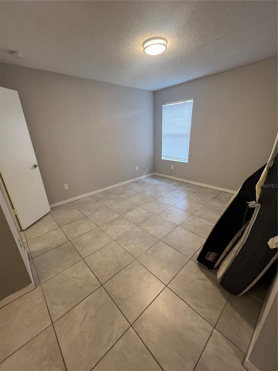 Image 6 of 9 For 5152 Conroy Road 18