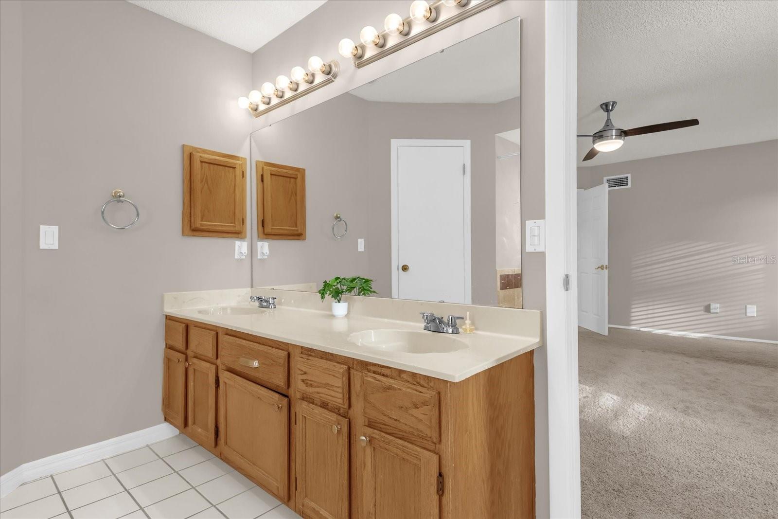 Image 23 of 36 For 359 Westwind Court