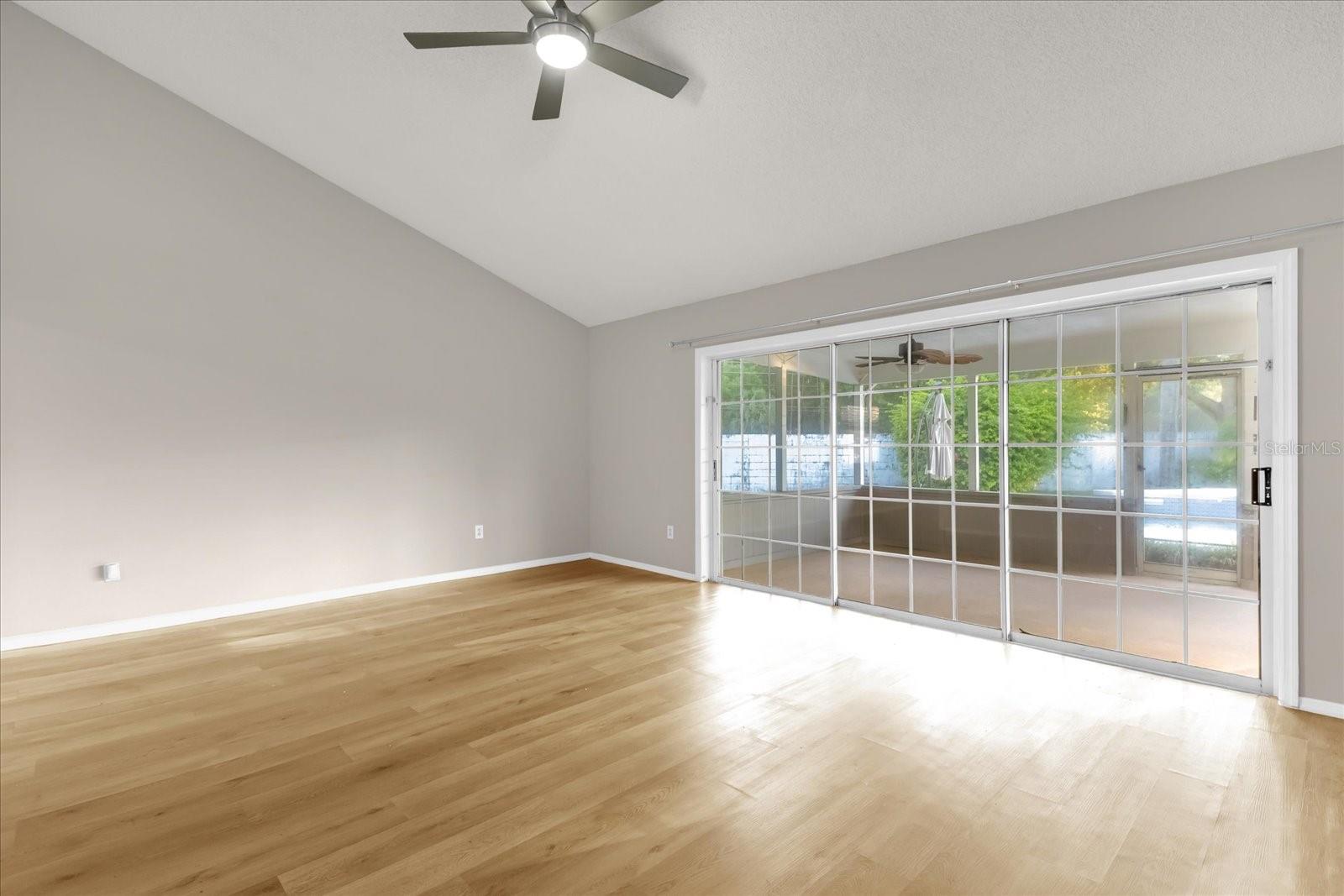 Image 26 of 36 For 359 Westwind Court