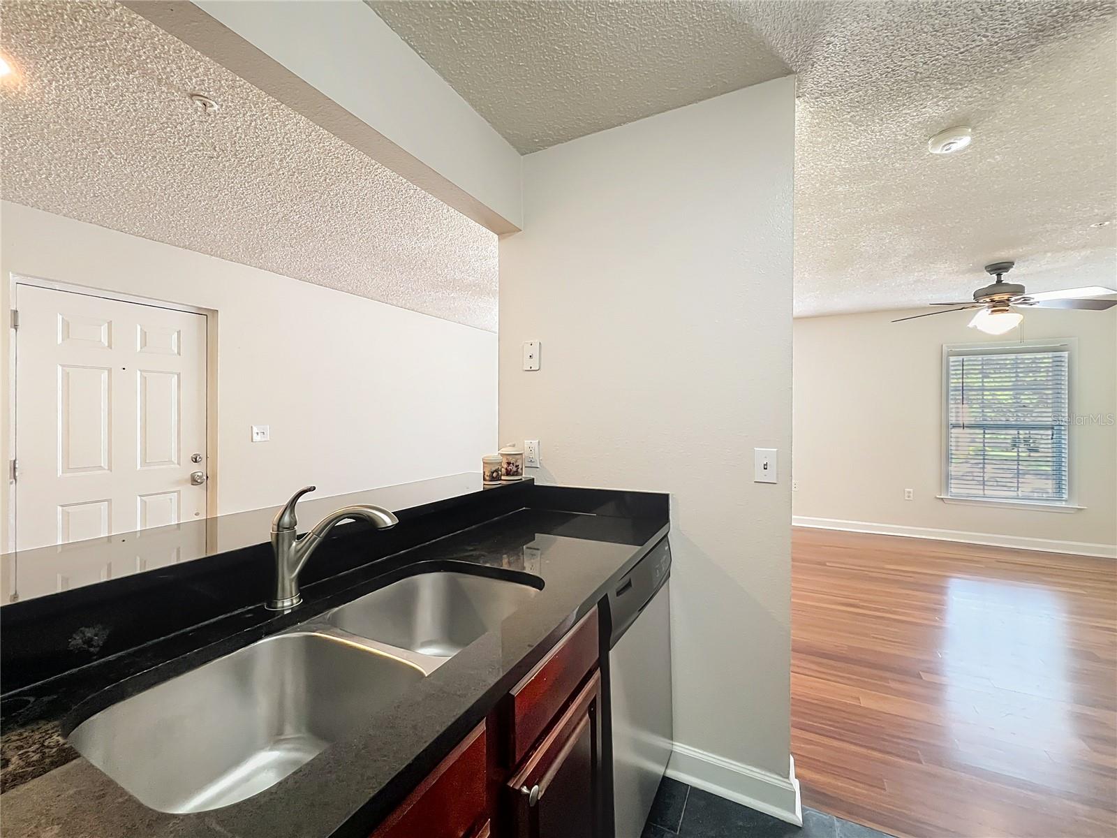 Image 15 of 43 For 2019 Dixie Belle Drive 2019t