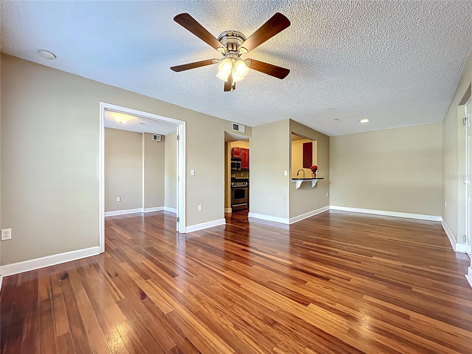 Image 12 of 46 For 2065 Dixie Belle Drive 2065m