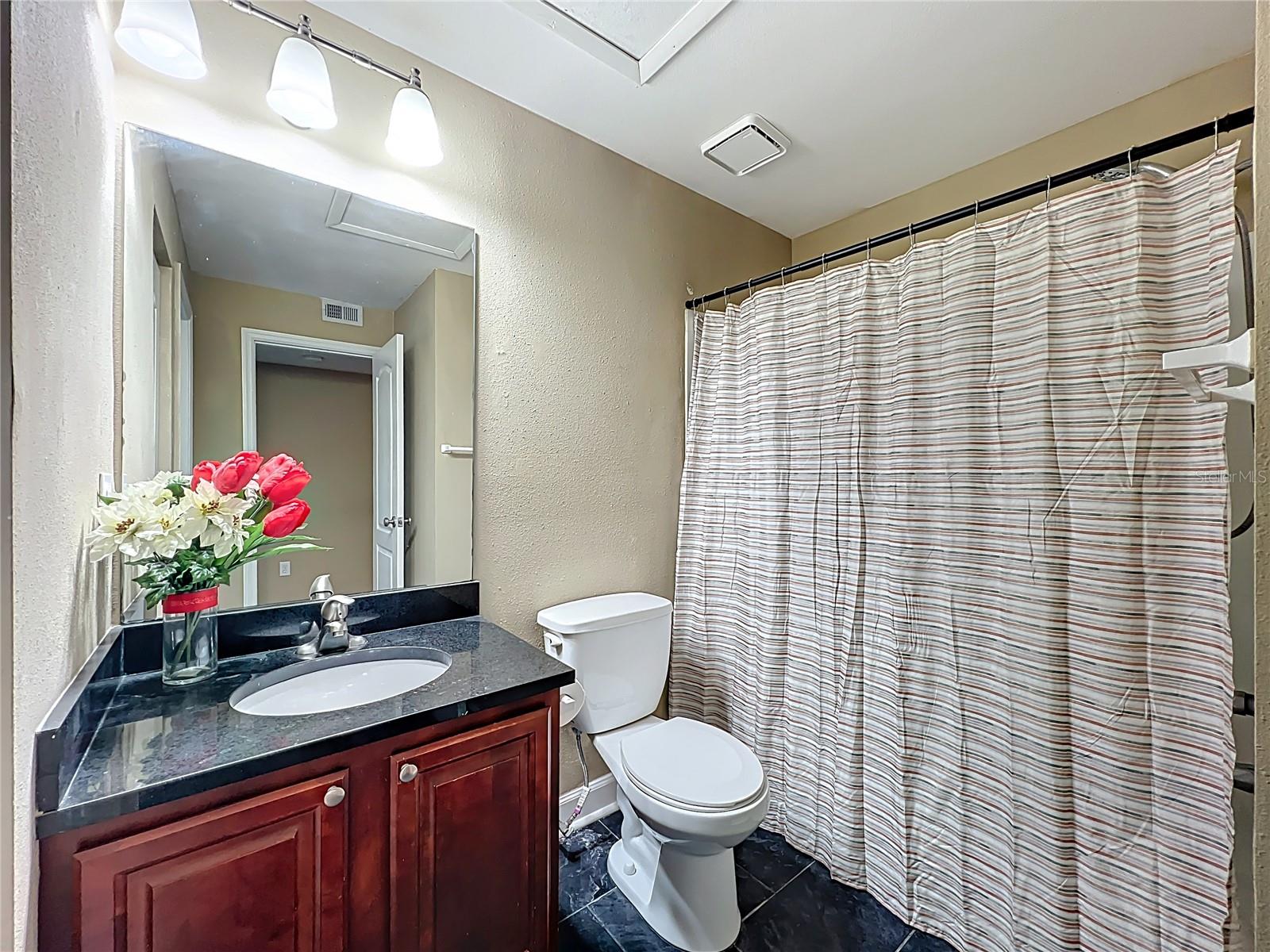 Image 37 of 46 For 2065 Dixie Belle Drive 2065m