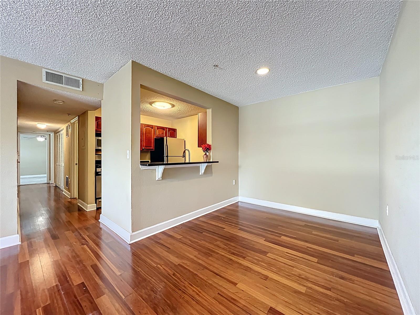 Image 8 of 46 For 2065 Dixie Belle Drive 2065m