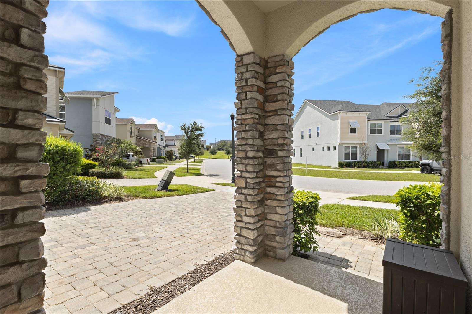 Image 4 of 78 For 1779 Tropical Palms Circle