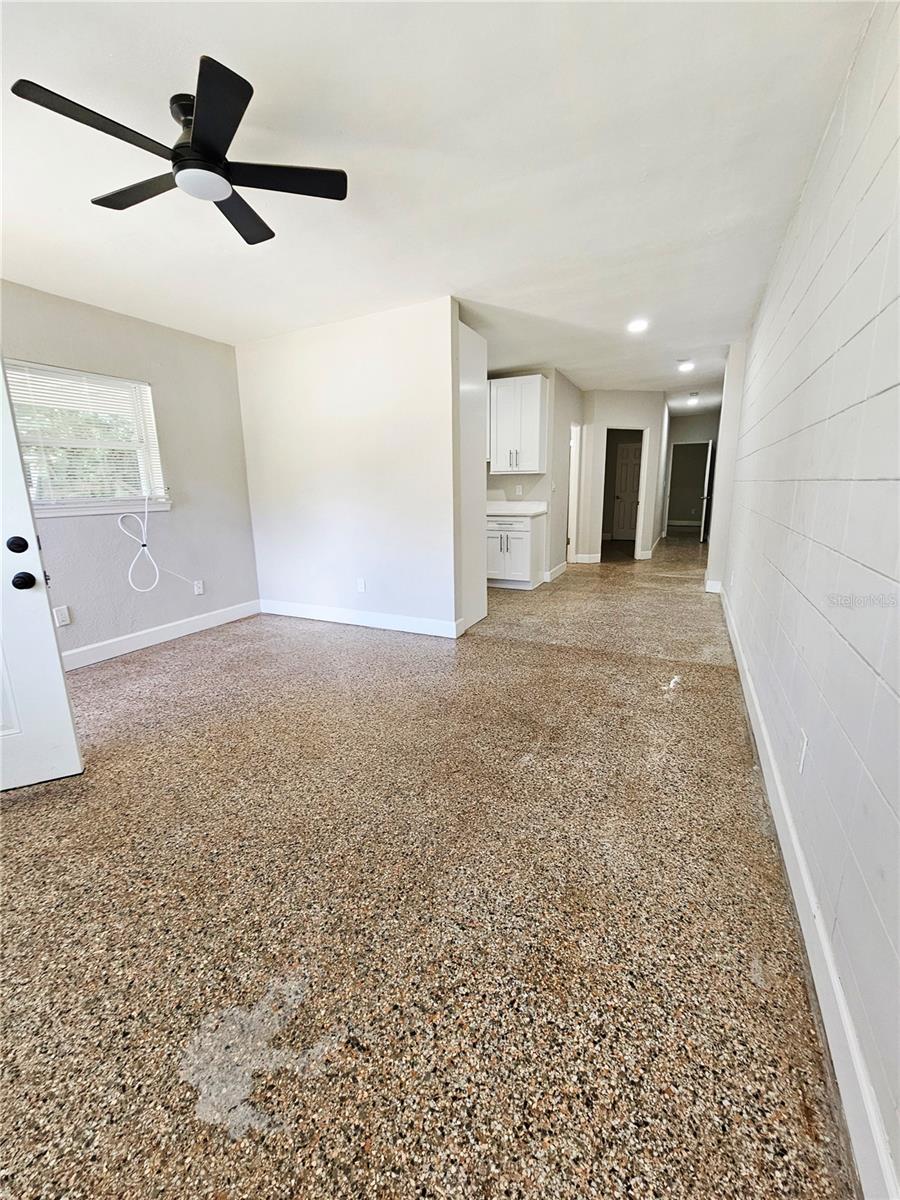 Image 3 of 9 For 940 Grand Street