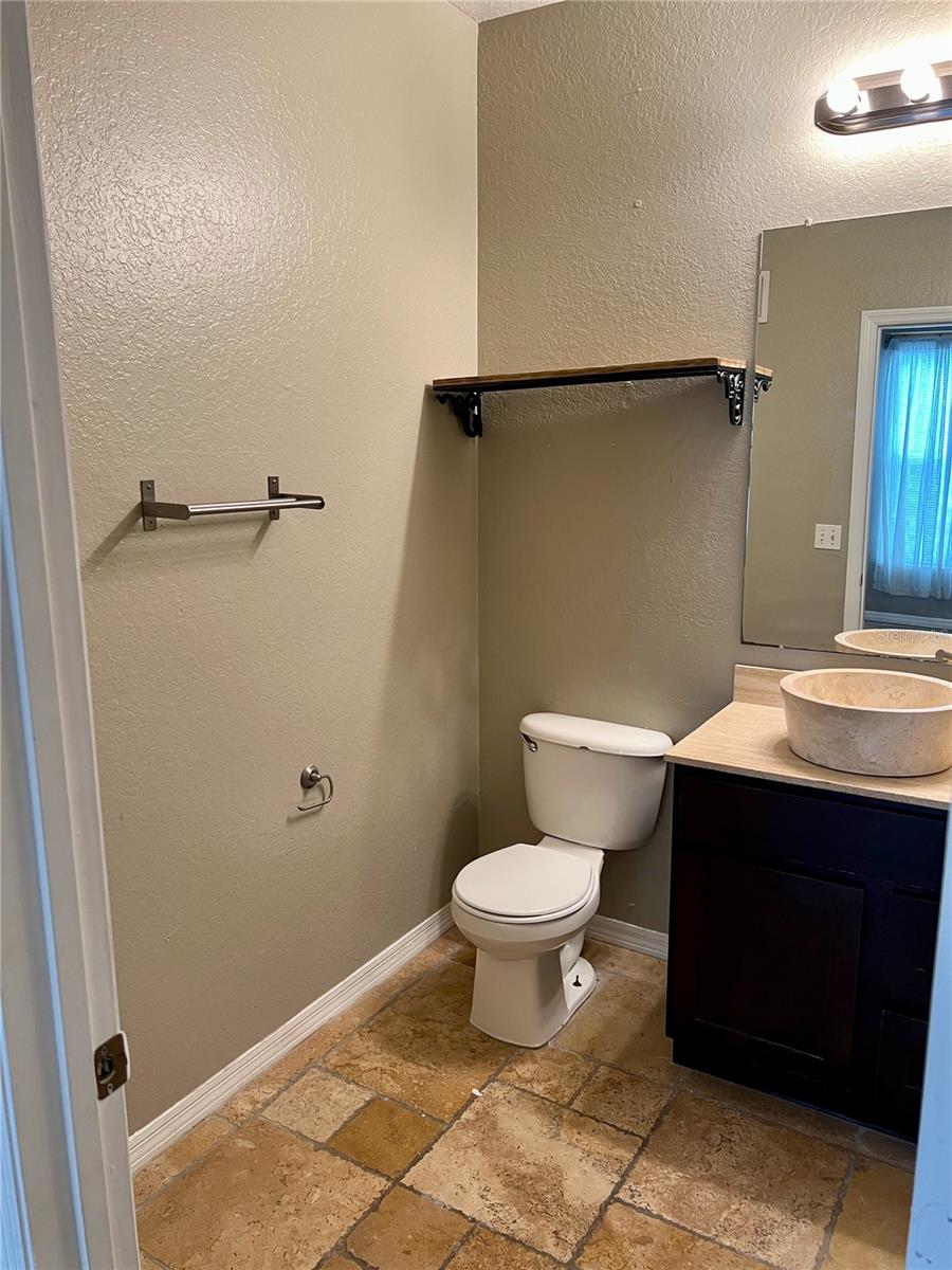 Image 15 of 22 For 2615 Maitland Crossing Way 9201
