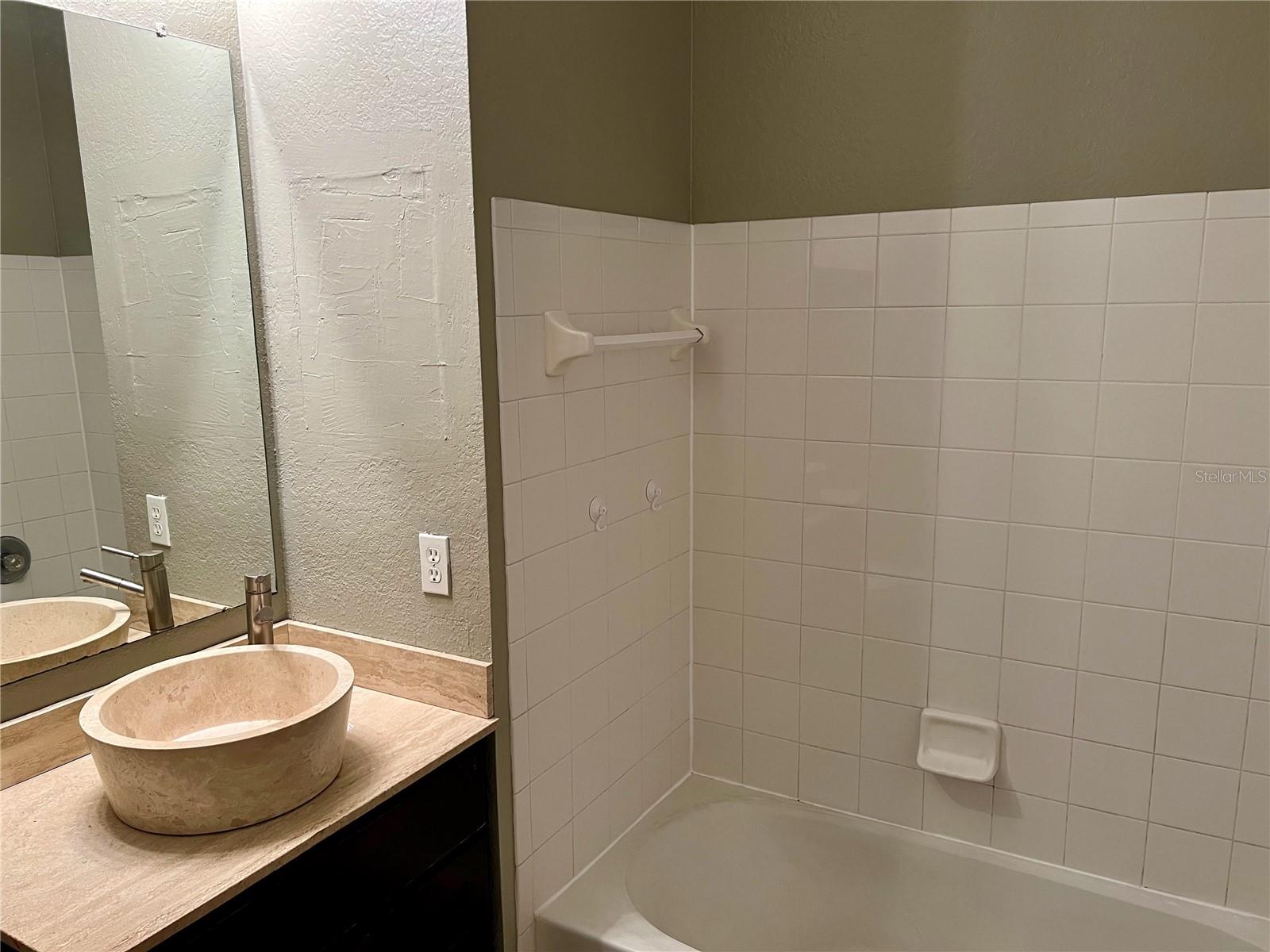 Image 17 of 22 For 2615 Maitland Crossing Way 9201