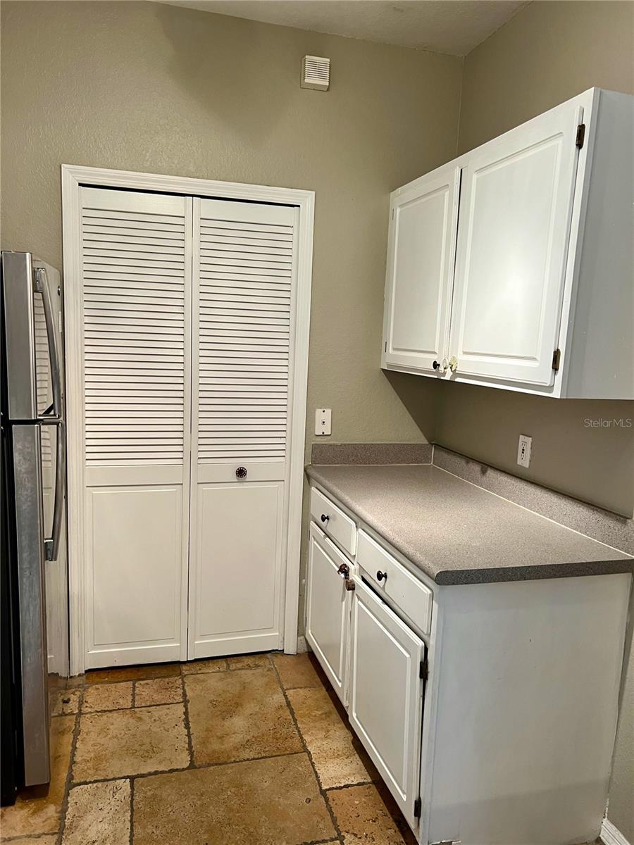 Image 8 of 22 For 2615 Maitland Crossing Way 9201