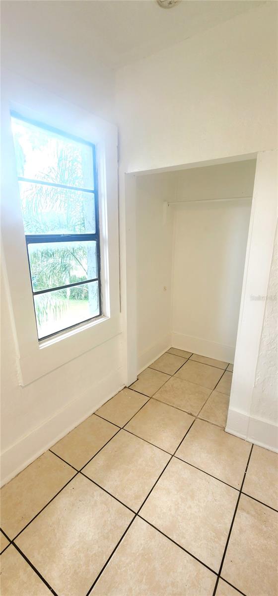 Image 9 of 16 For 301 Avenue B  4