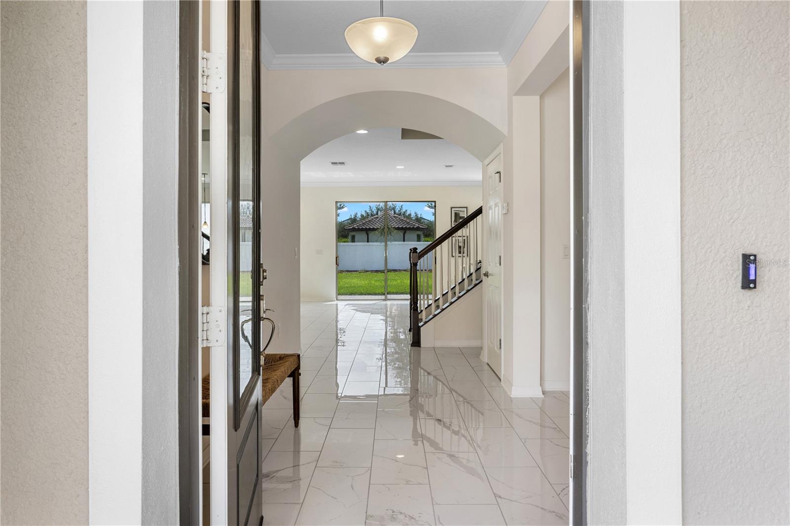 Image 5 of 65 For 10748 Citron Oaks Drive