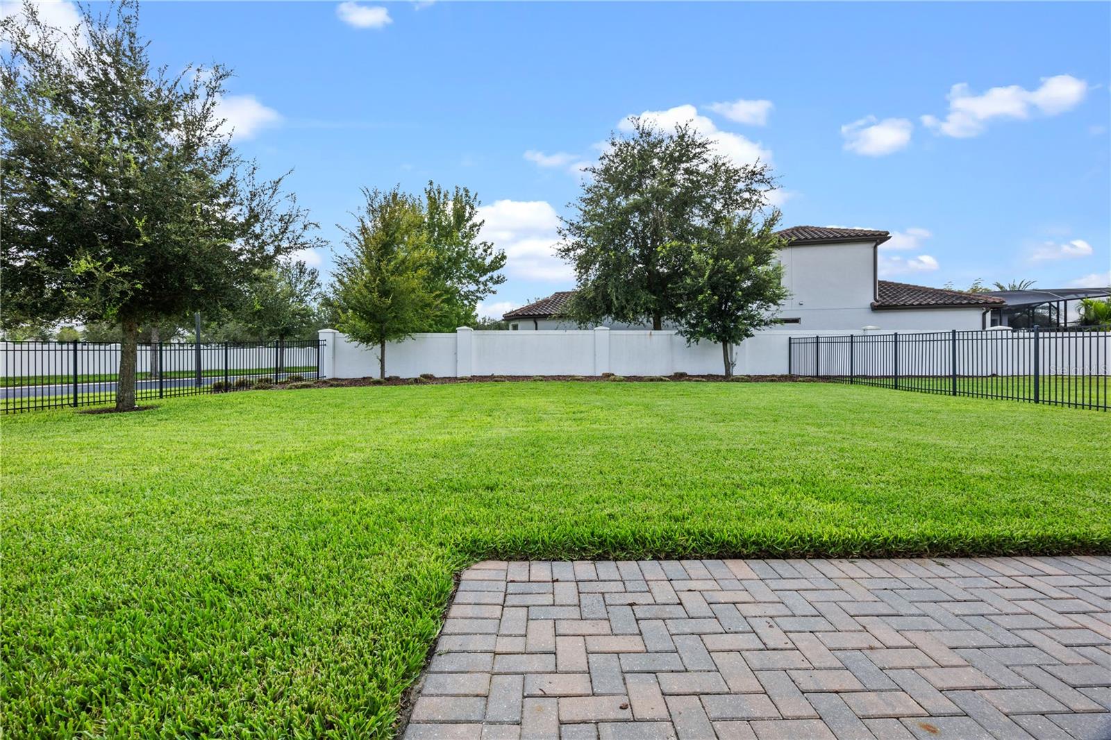 Image 51 of 65 For 10748 Citron Oaks Drive