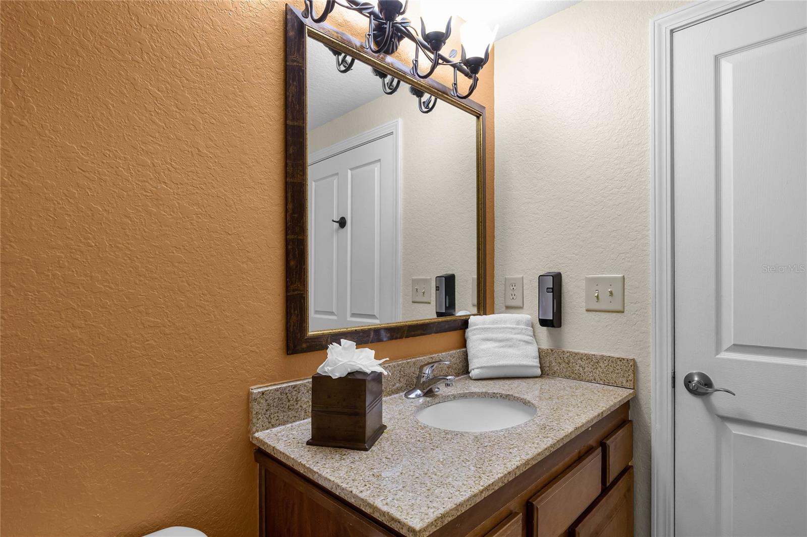 Image 24 of 27 For 12539 Floridays Resort Drive 106