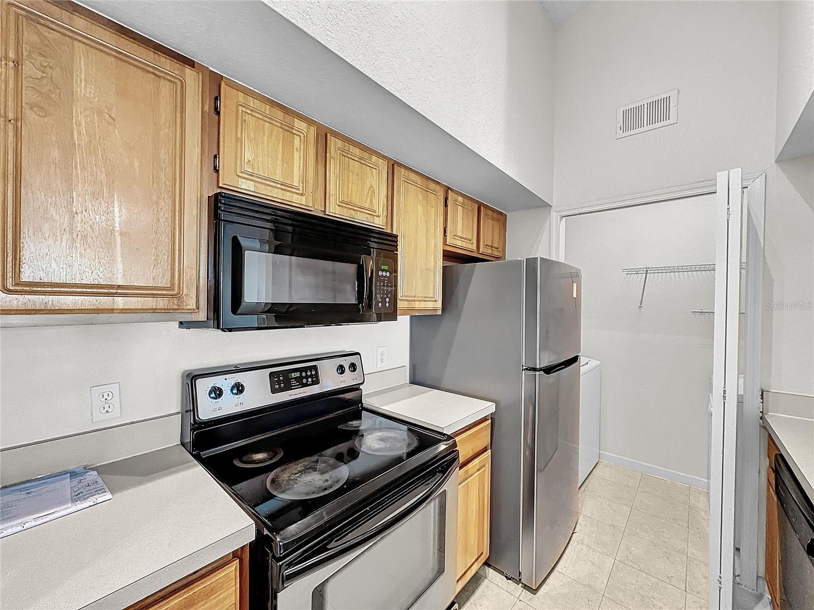 Image 10 of 82 For 13025 Mulberry Park Drive 332