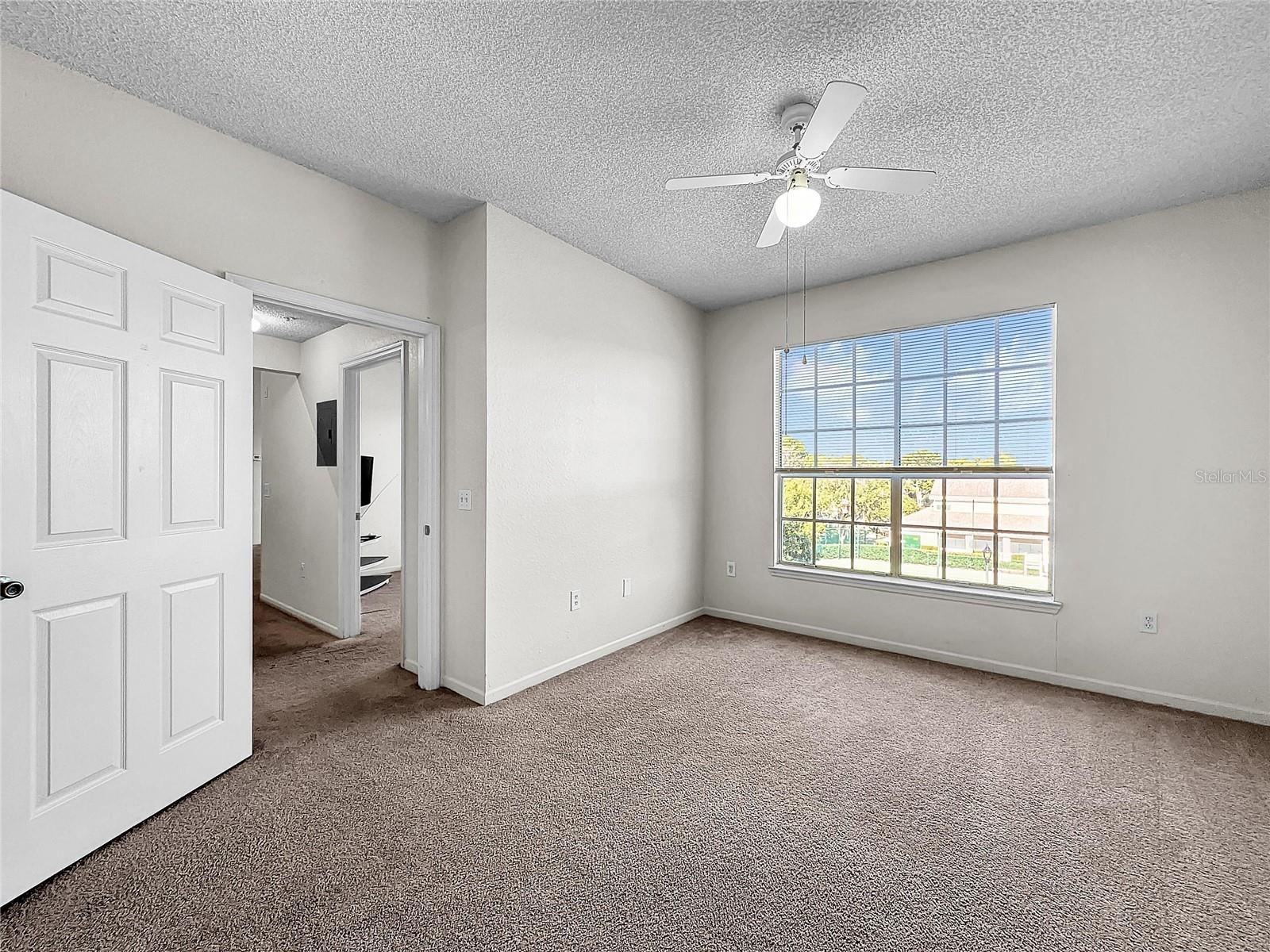 Image 23 of 82 For 13025 Mulberry Park Drive 332