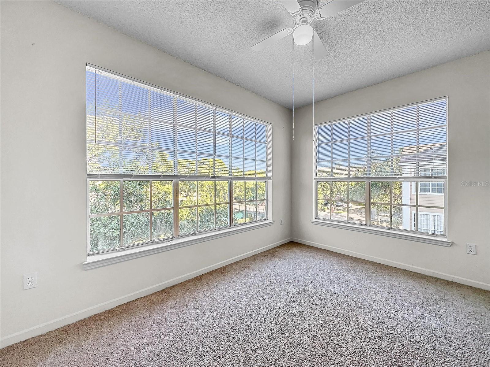 Image 24 of 82 For 13025 Mulberry Park Drive 332