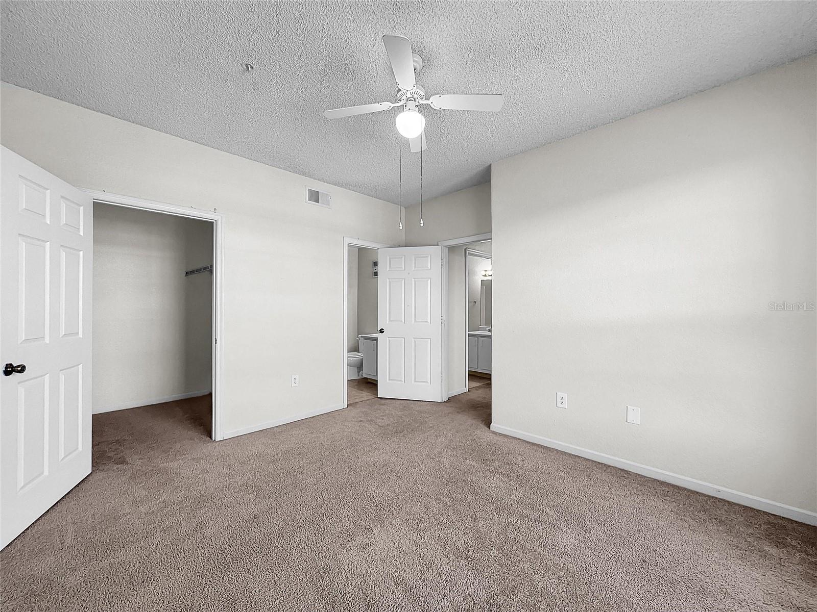 Image 34 of 82 For 13025 Mulberry Park Drive 332