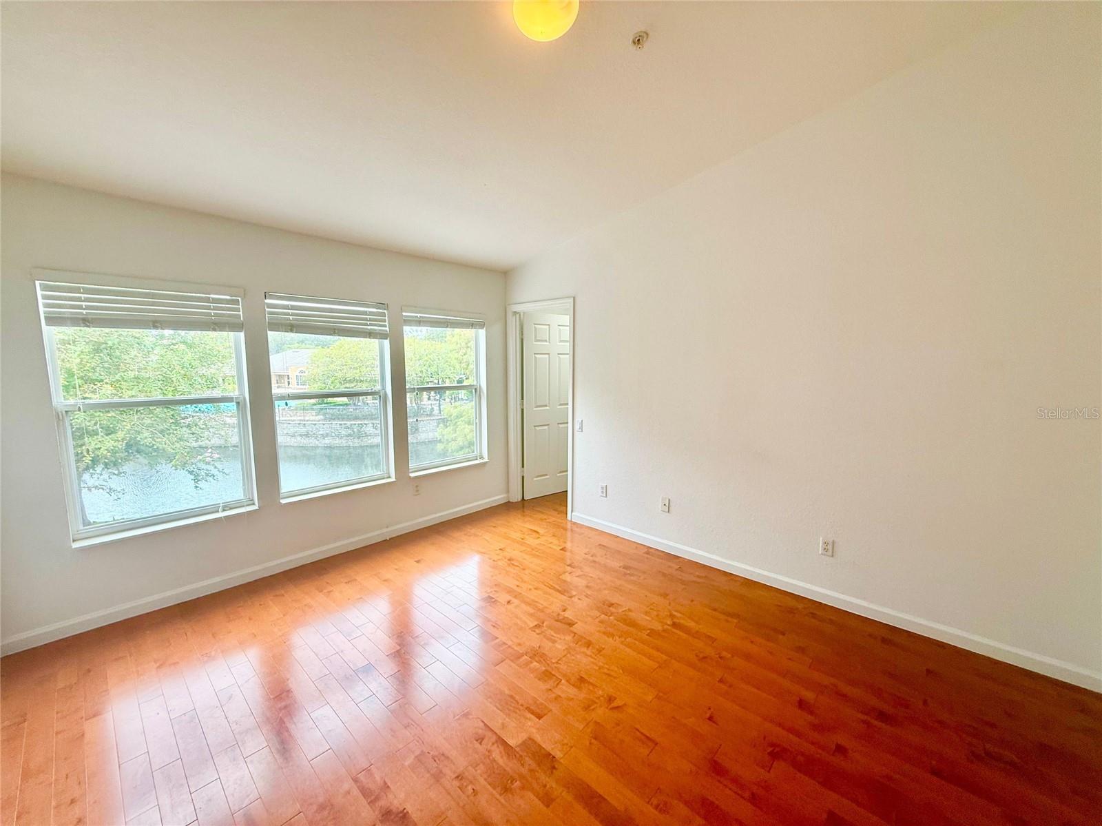 Image 11 of 28 For 6336 Castelven Drive 107