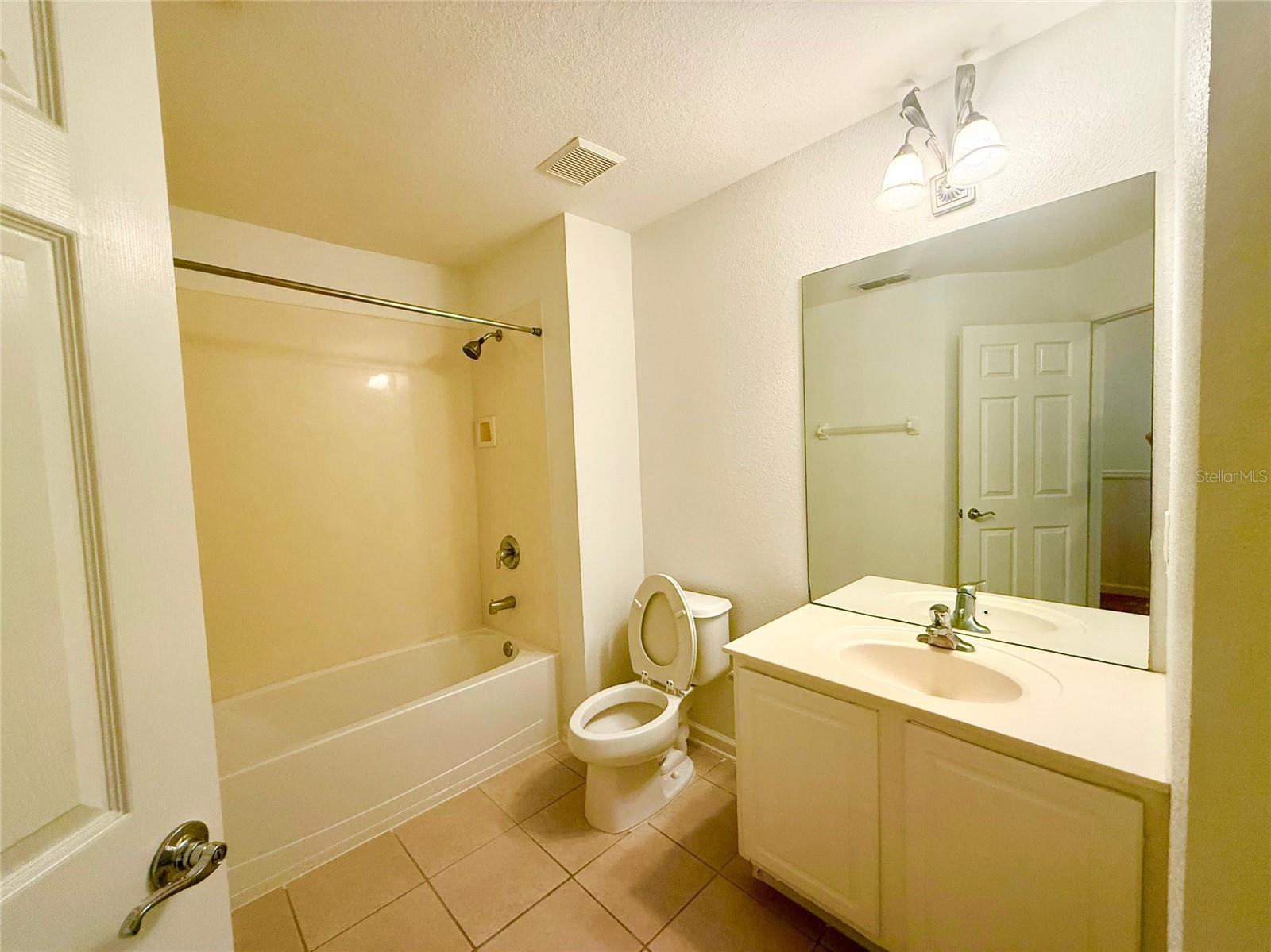 Image 18 of 28 For 6336 Castelven Drive 107