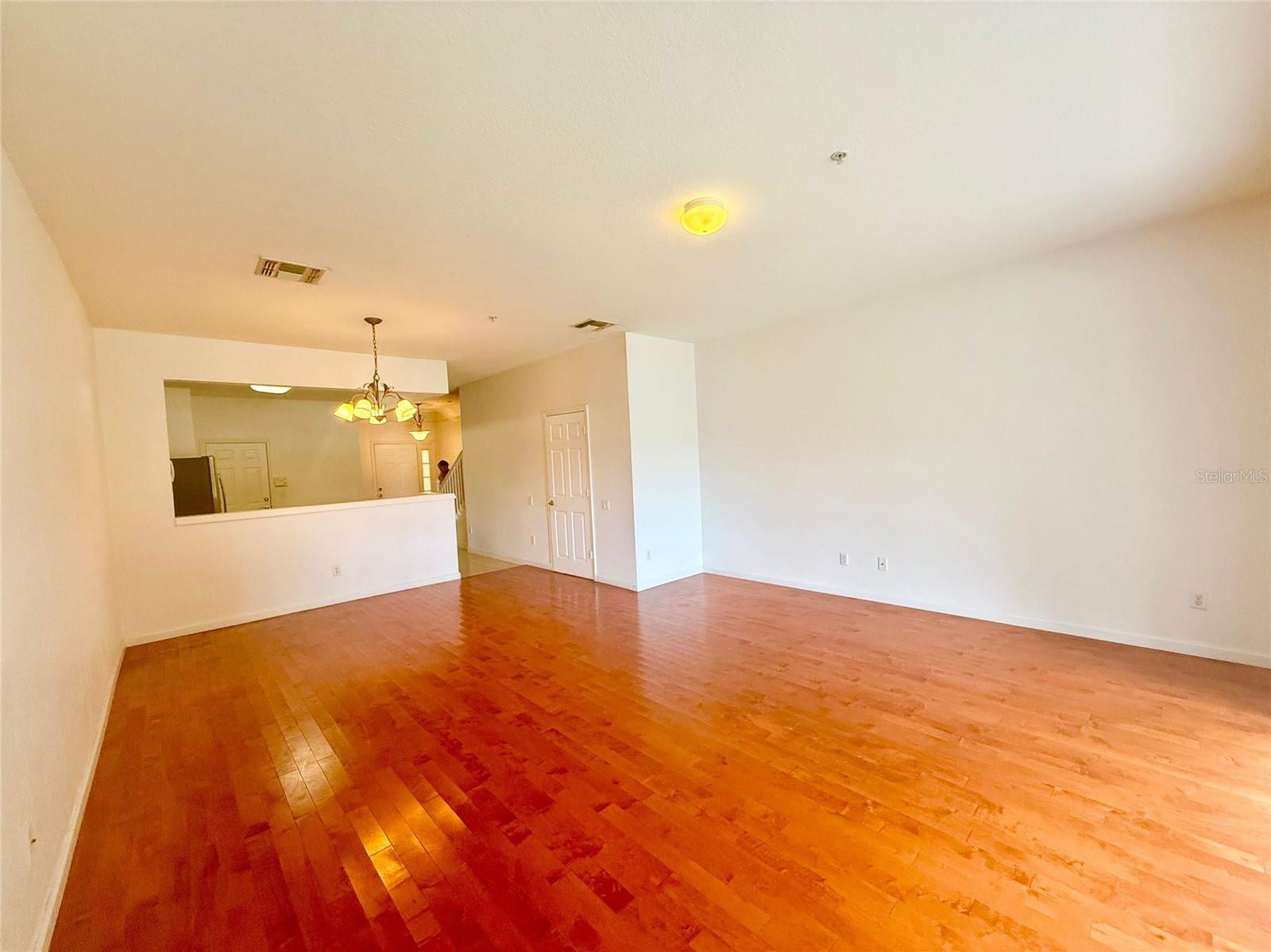 Image 5 of 28 For 6336 Castelven Drive 107