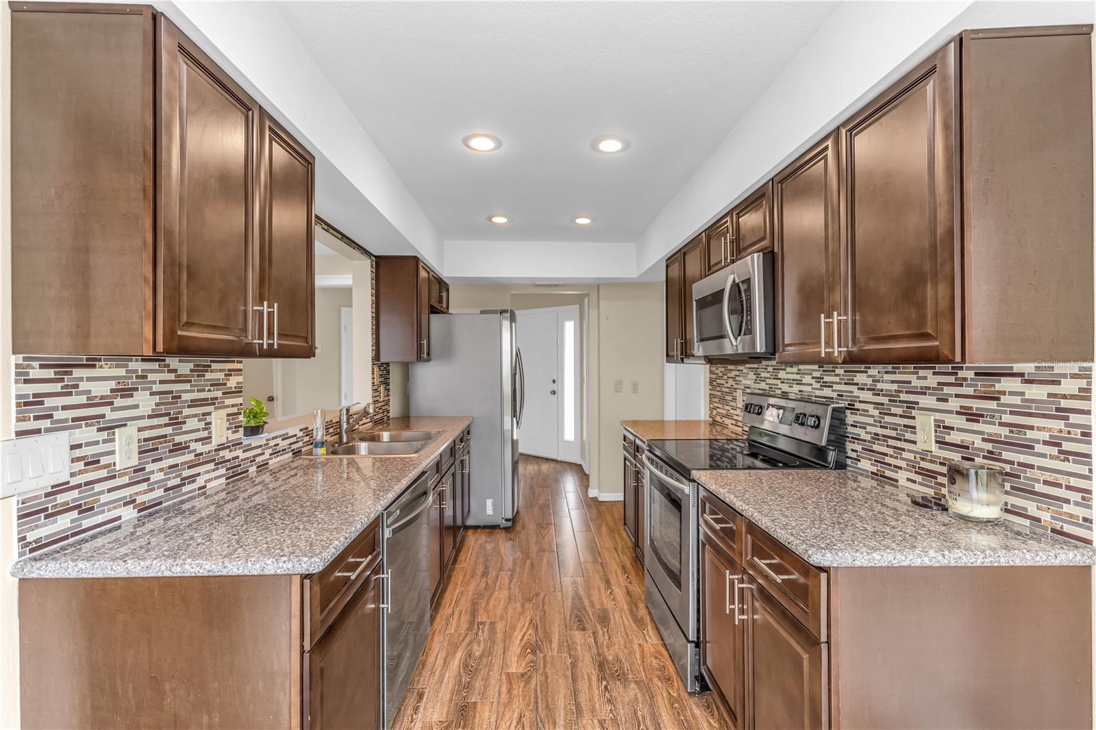 Image 14 of 36 For 510 Spoonbill Court