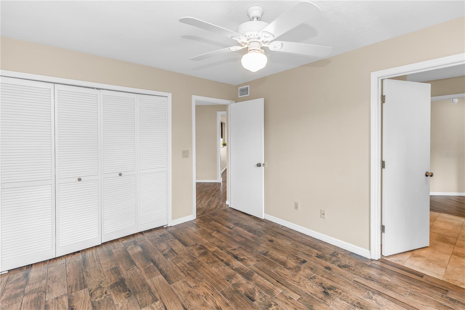 Image 17 of 36 For 510 Spoonbill Court