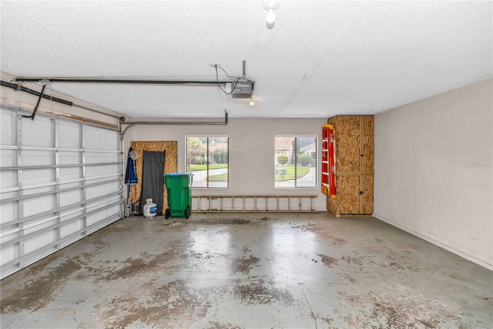 Image 31 of 36 For 510 Spoonbill Court