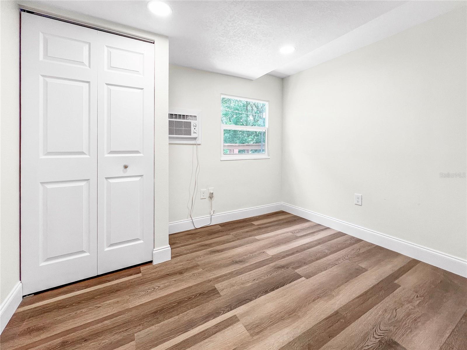 Image 11 of 14 For 2623 8th Street