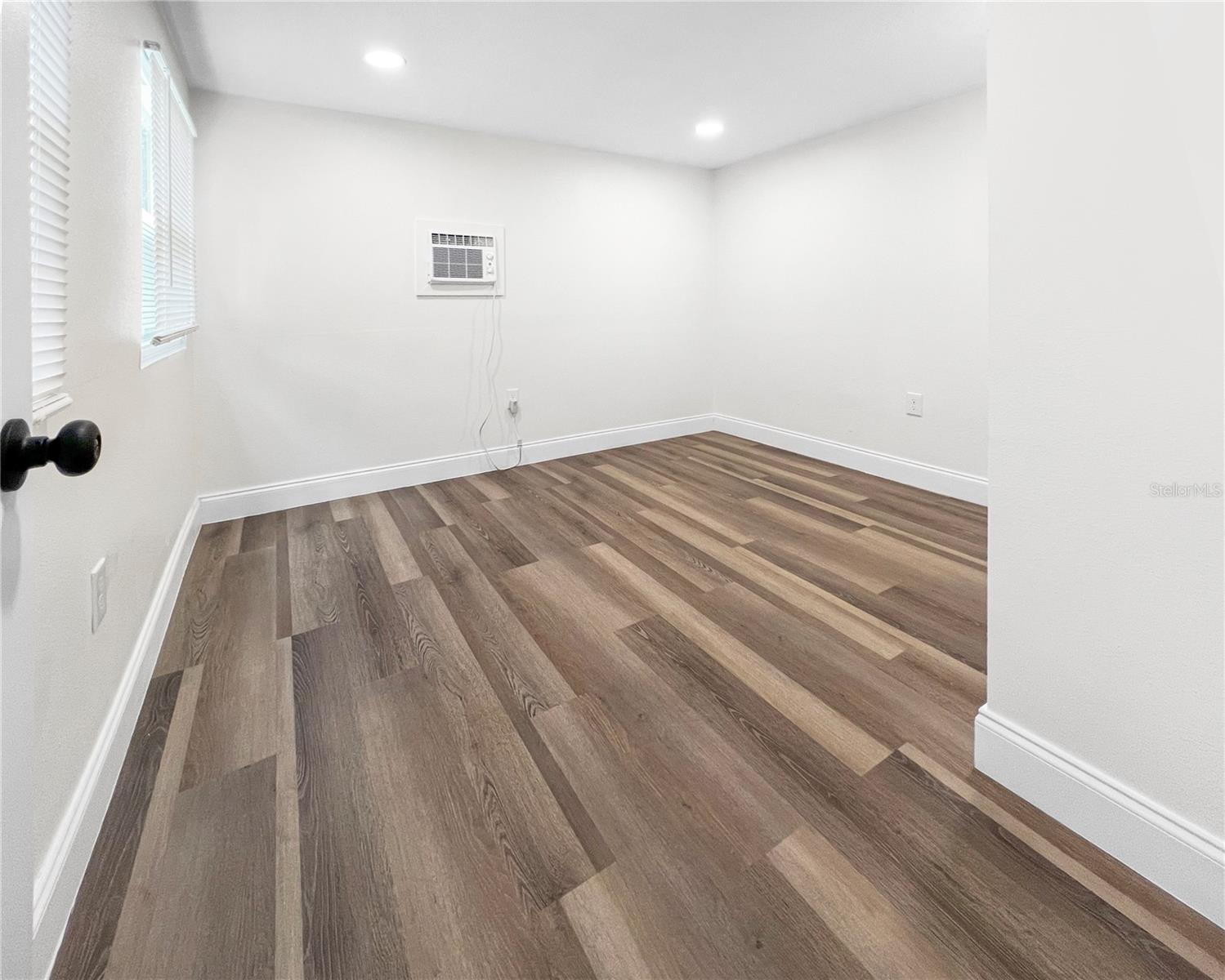 Image 13 of 14 For 2623 8th Street