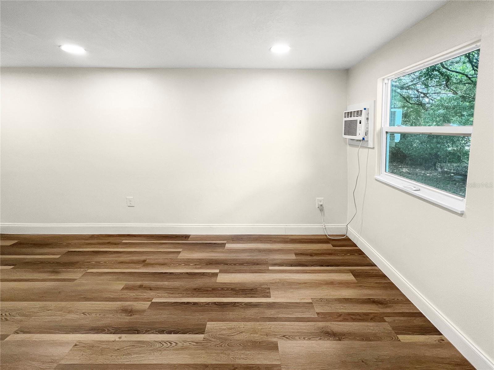 Image 5 of 14 For 2623 8th Street