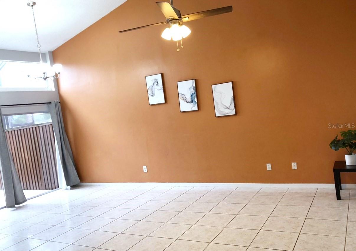 Image 10 of 63 For 7954 Sagebrush Place