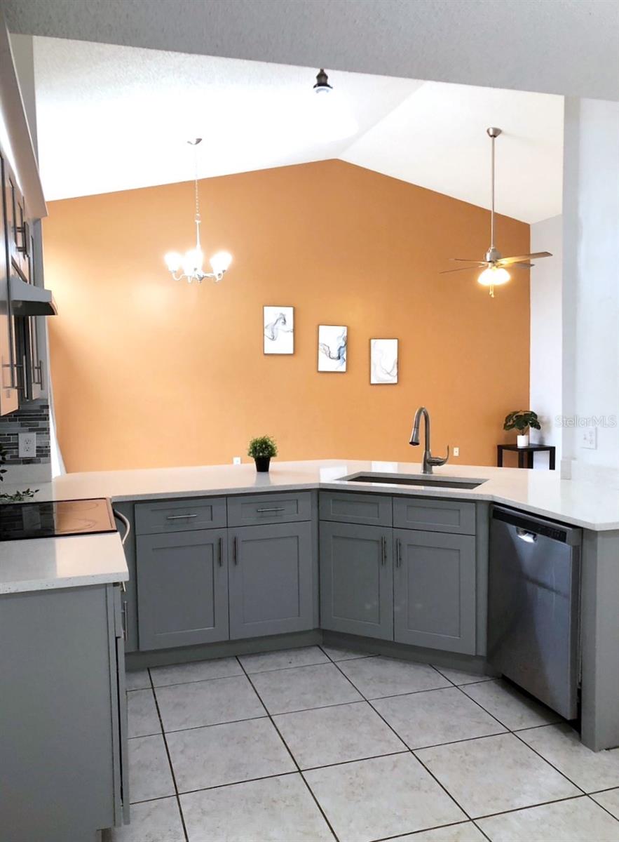 Image 7 of 63 For 7954 Sagebrush Place