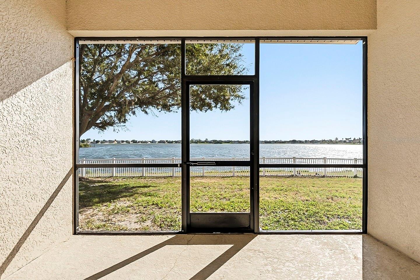 Image 12 of 46 For 1762 Mira Lago Circle