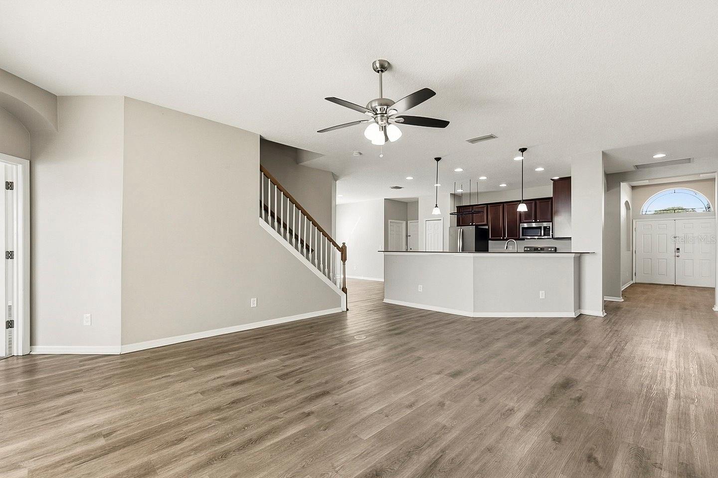 Image 18 of 46 For 1762 Mira Lago Circle