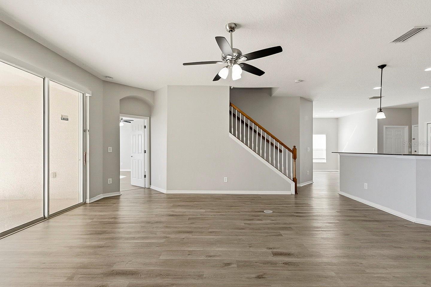 Image 19 of 46 For 1762 Mira Lago Circle