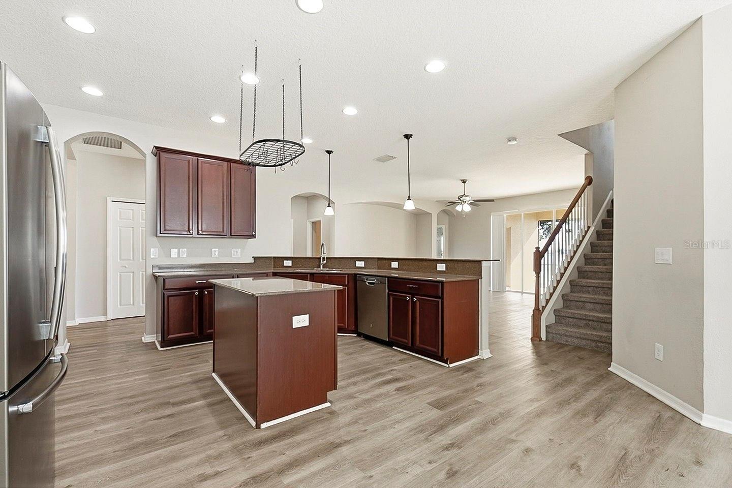 Image 22 of 46 For 1762 Mira Lago Circle