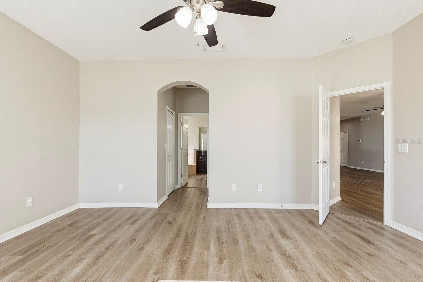 Image 27 of 46 For 1762 Mira Lago Circle