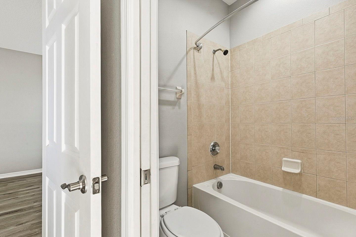 Image 37 of 46 For 1762 Mira Lago Circle