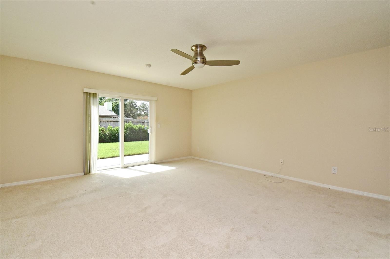 Image 33 of 60 For 380 White Oak Cir