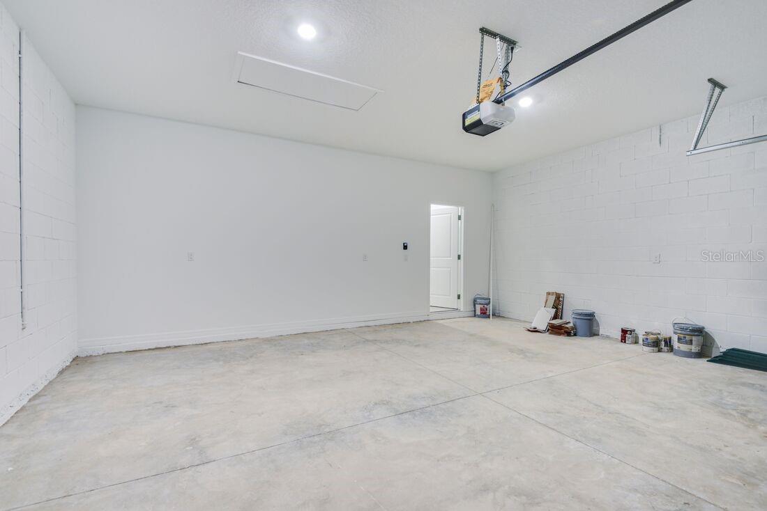 Image 43 of 51 For 846 Junonia Boulevard