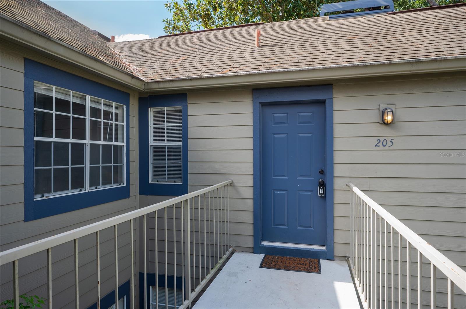 Image 4 of 22 For 943 Bakewell Court 205