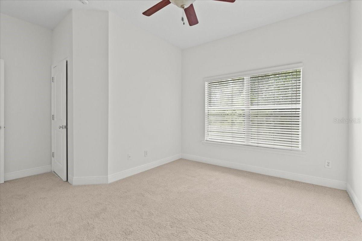 Image 16 of 29 For 11 Harding Street C