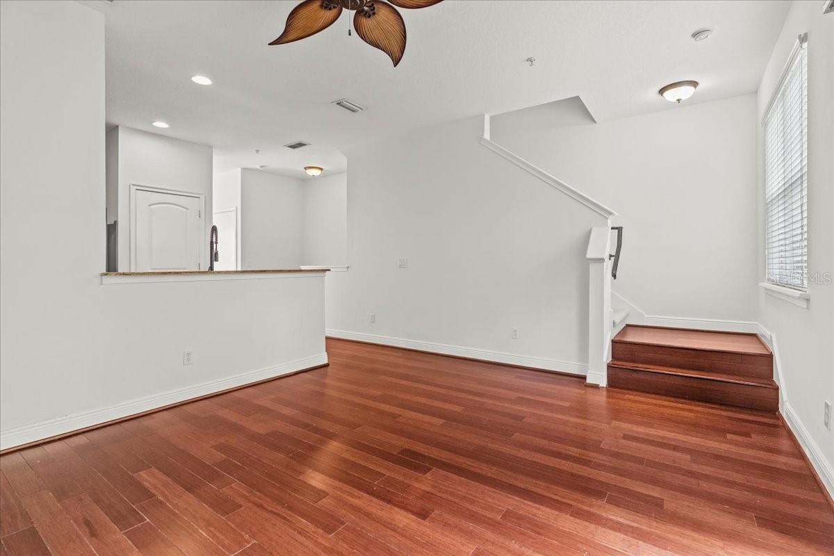 Image 8 of 29 For 11 Harding Street C
