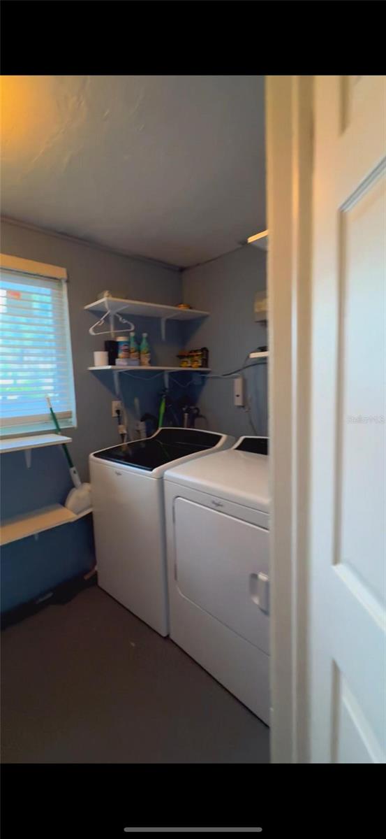 Image 19 of 26 For 832 4th Street