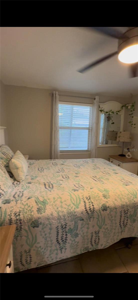 Image 22 of 26 For 832 4th Street