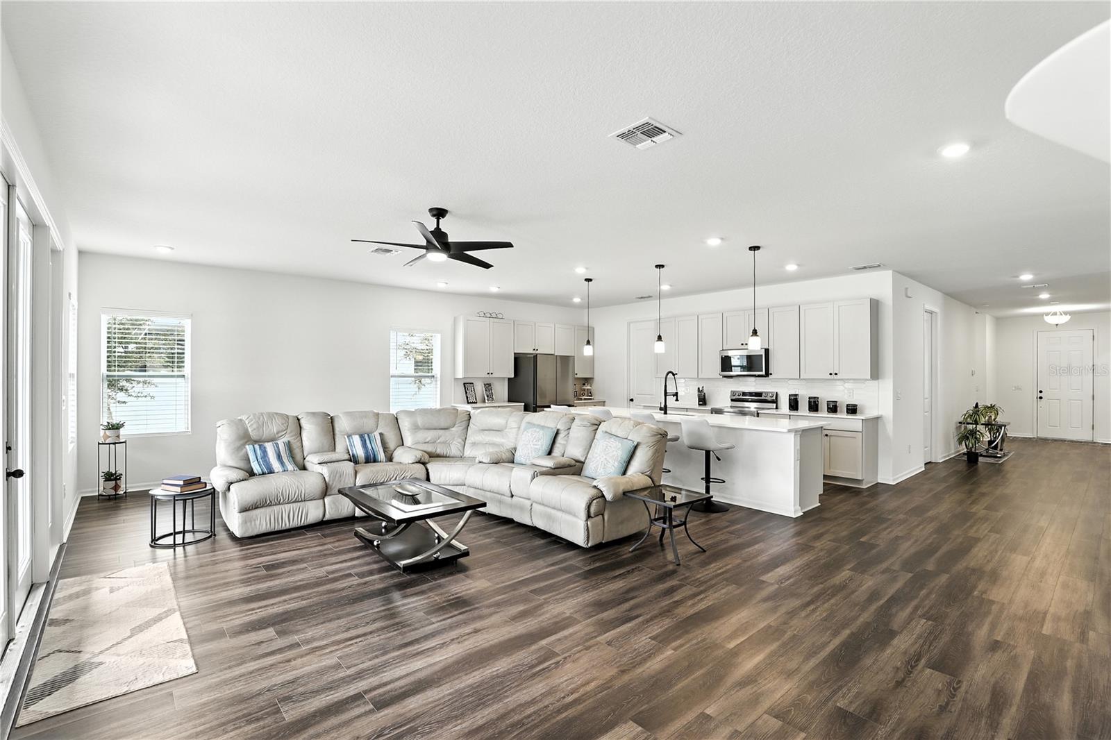Image 17 of 44 For 1647 Meadowlark Drive