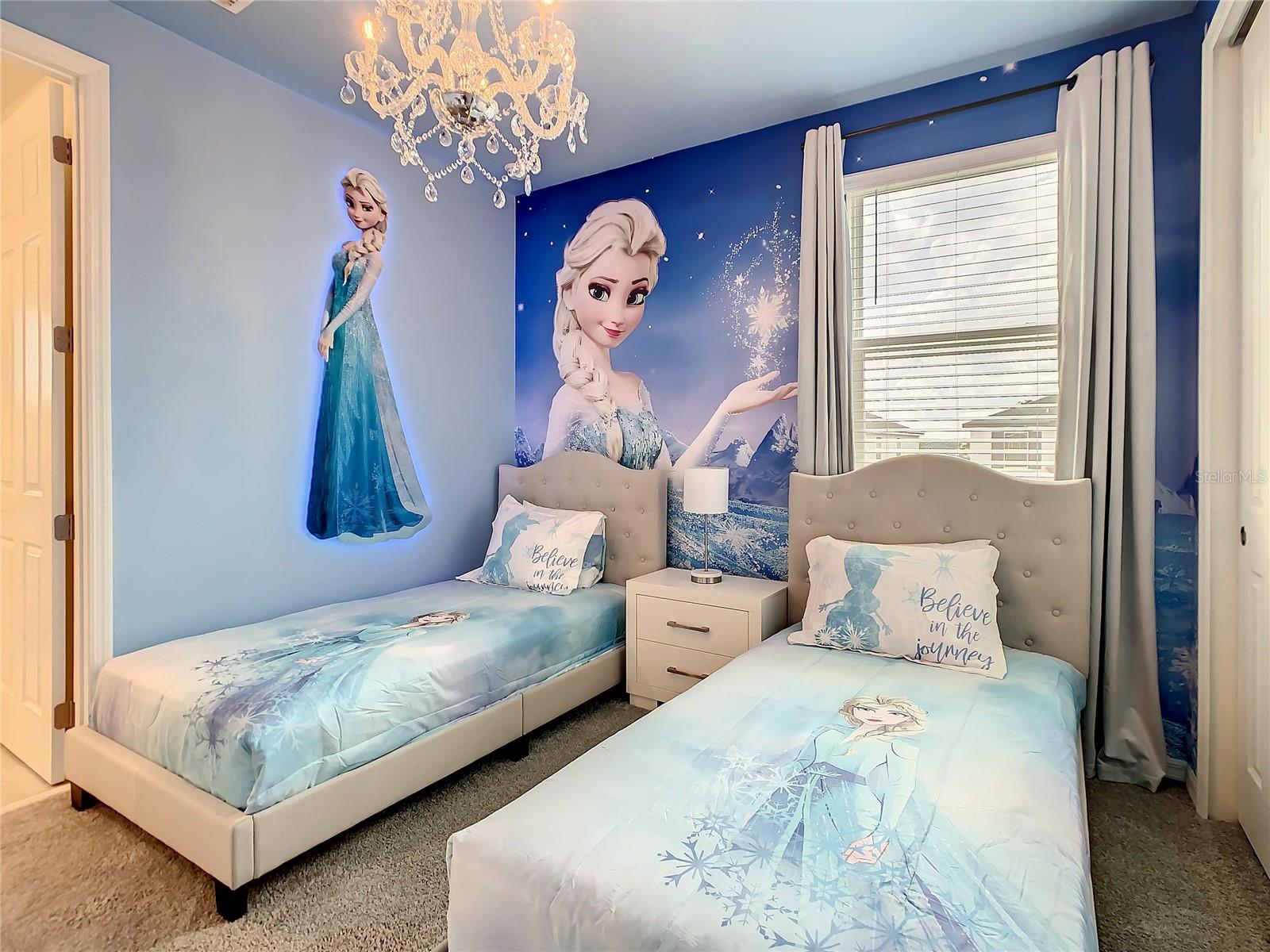 Image 55 of 92 For 8919 Tropical Haven Court